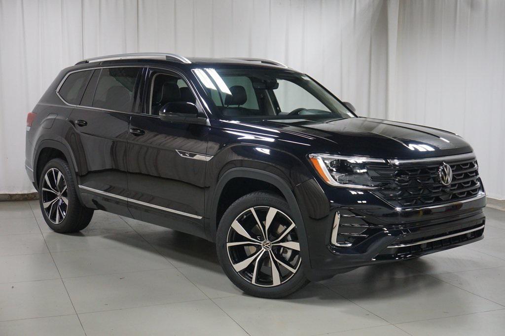 new 2026 Volkswagen Atlas car, priced at $56,665