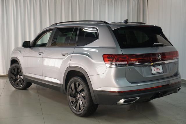 new 2025 Volkswagen Atlas car, priced at $45,073