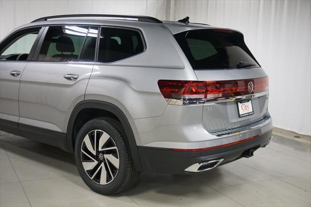 new 2025 Volkswagen Atlas car, priced at $43,963