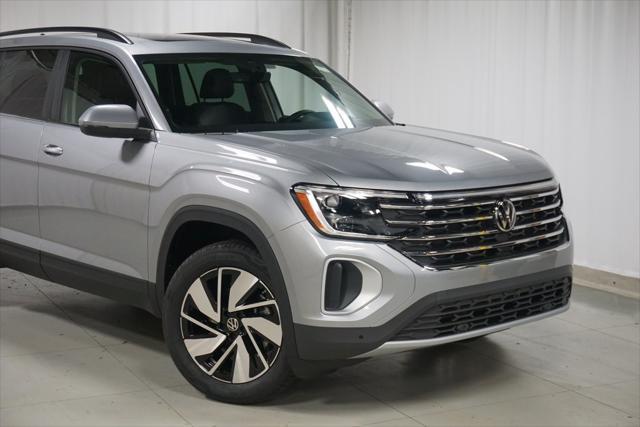 new 2025 Volkswagen Atlas car, priced at $43,963