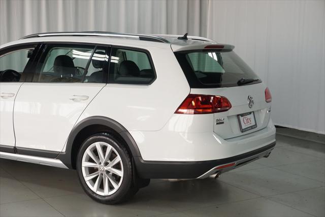 used 2017 Volkswagen Golf Alltrack car, priced at $18,990