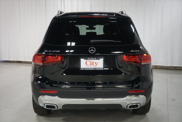 used 2022 Mercedes-Benz GLB 250 car, priced at $36,000