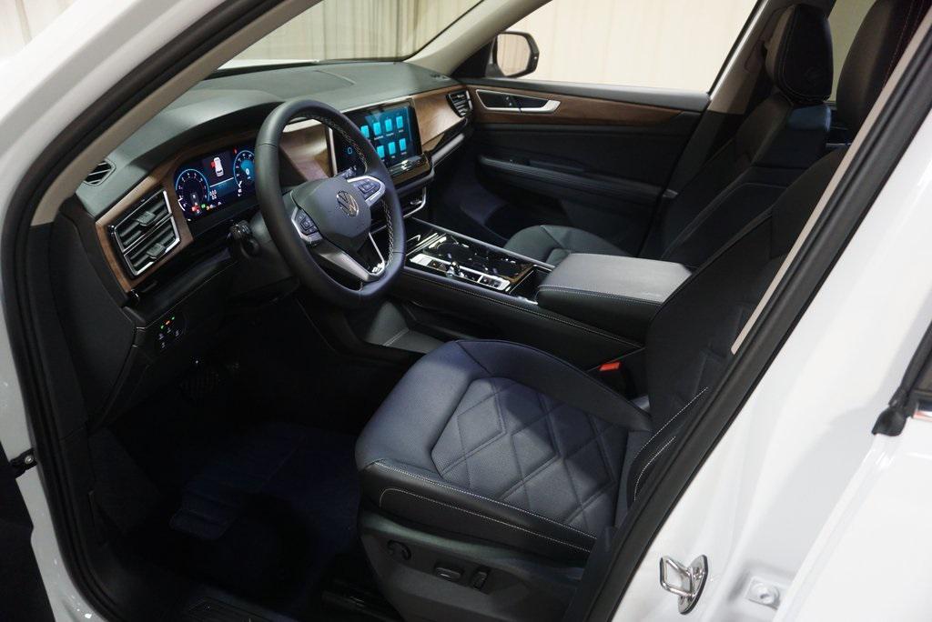 used 2024 Volkswagen Atlas car, priced at $34,890