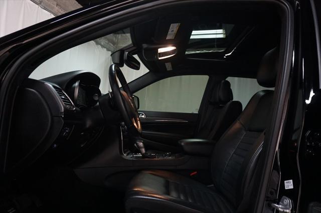 used 2021 Jeep Grand Cherokee car, priced at $32,889