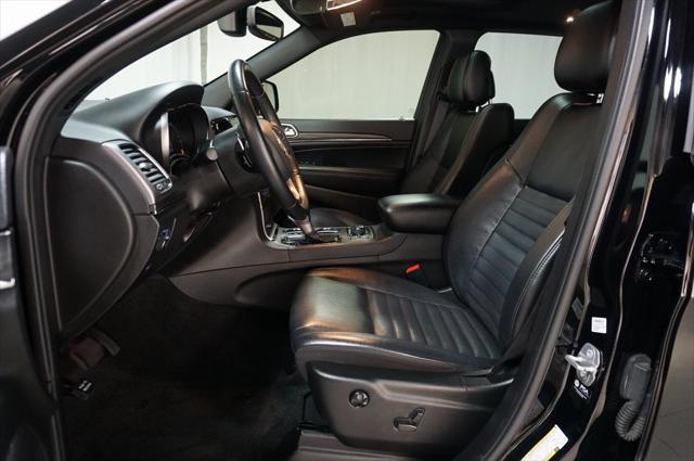 used 2021 Jeep Grand Cherokee car, priced at $32,889