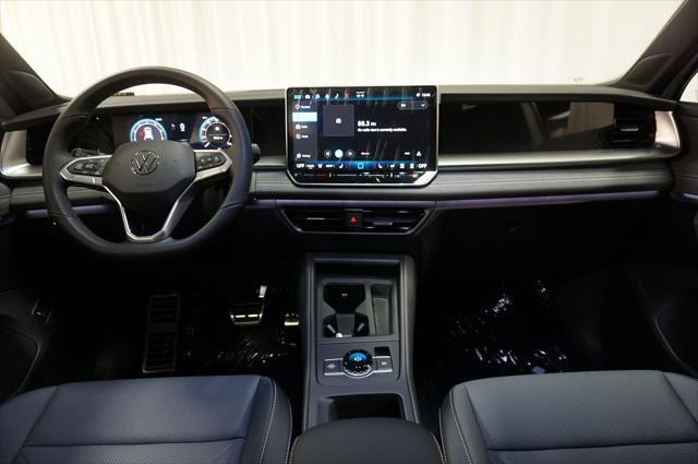new 2025 Volkswagen Tiguan car, priced at $38,878