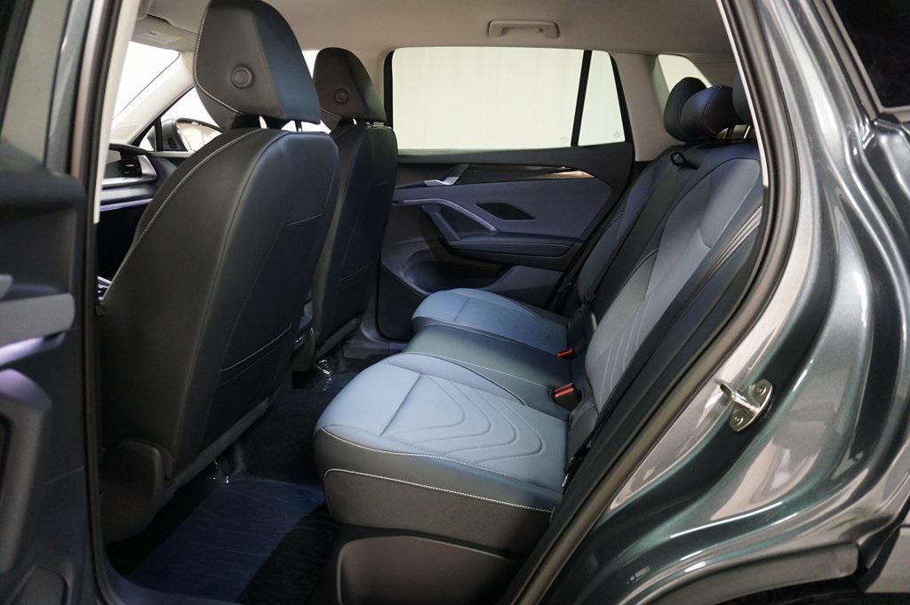 new 2025 Volkswagen Tiguan car, priced at $34,238