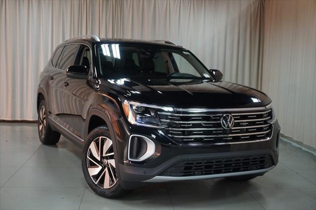 new 2024 Volkswagen Atlas car, priced at $44,186