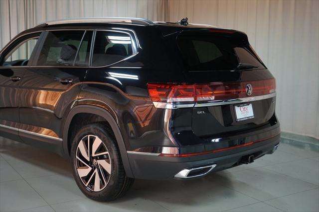 new 2024 Volkswagen Atlas car, priced at $44,186