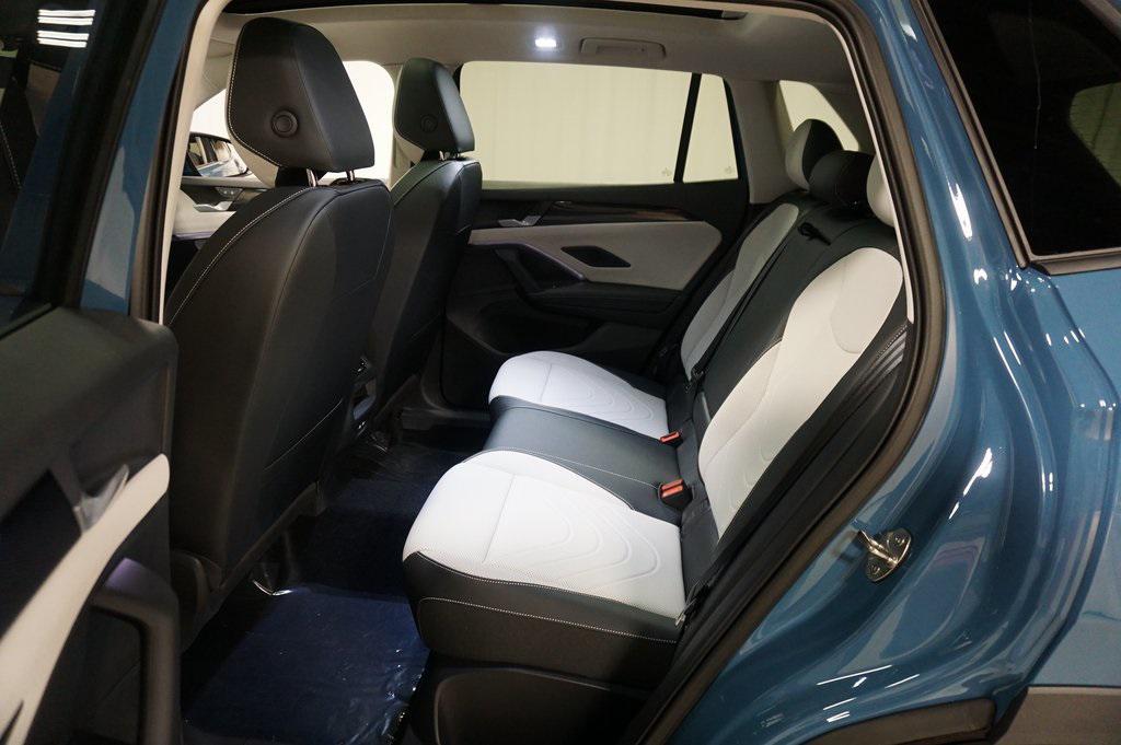 new 2025 Volkswagen Tiguan car, priced at $35,707