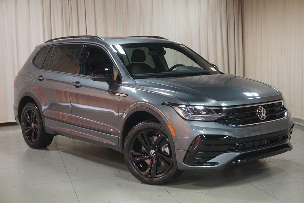 new 2024 Volkswagen Tiguan car, priced at $33,799