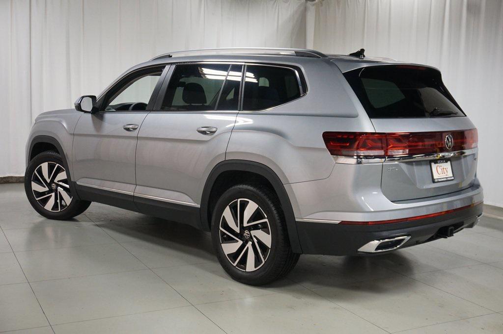 new 2025 Volkswagen Atlas car, priced at $43,420