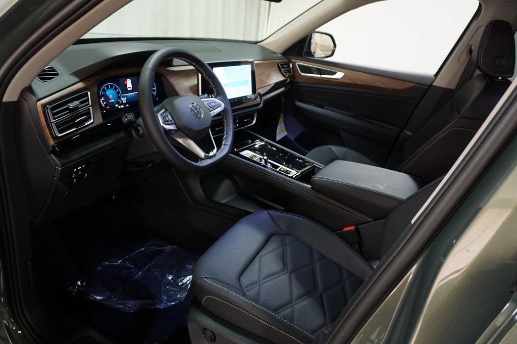 new 2026 Volkswagen Atlas car, priced at $48,136