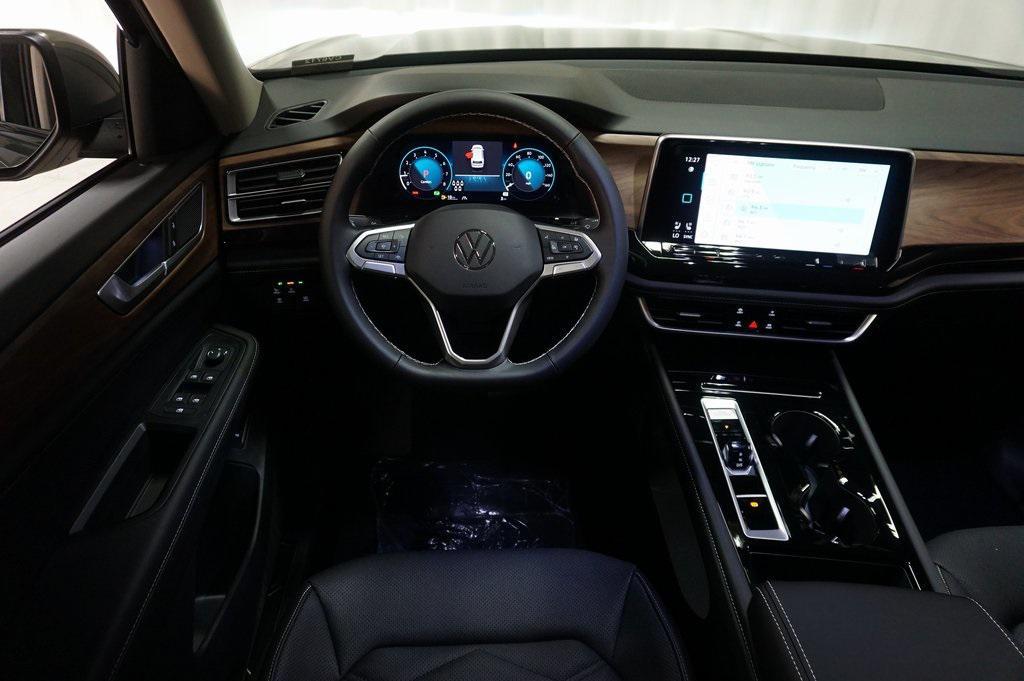 new 2026 Volkswagen Atlas car, priced at $48,136