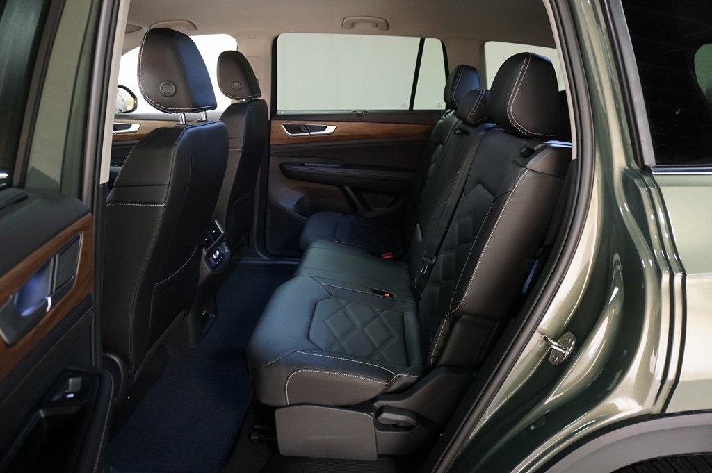 new 2026 Volkswagen Atlas car, priced at $48,136