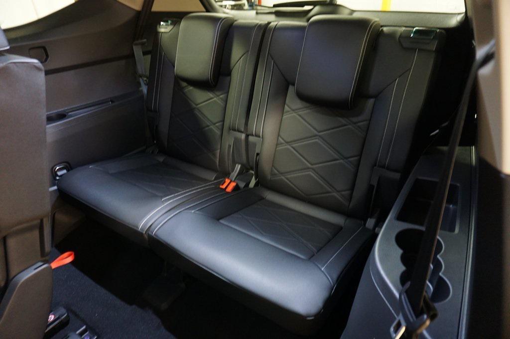 new 2026 Volkswagen Atlas car, priced at $48,136