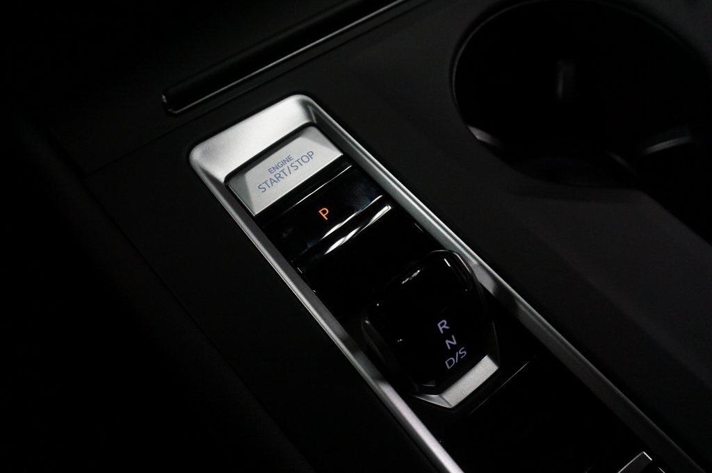 new 2025 Volkswagen Atlas car, priced at $34,636