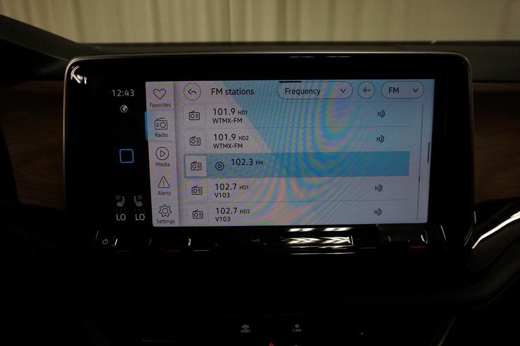 new 2025 Volkswagen Atlas car, priced at $34,636