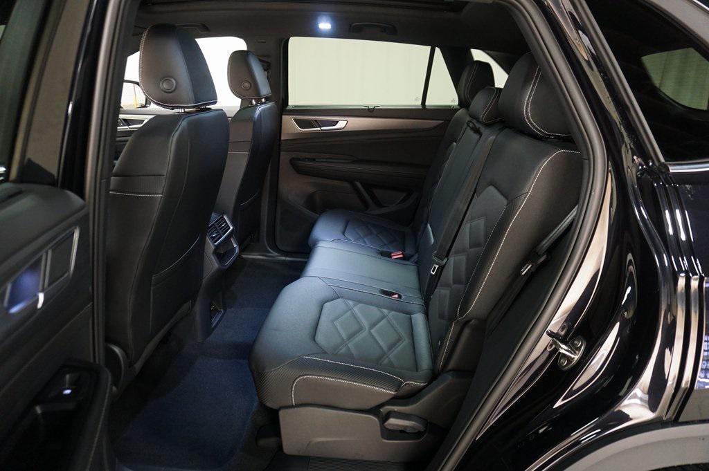 new 2026 Volkswagen Atlas Cross Sport car, priced at $45,603