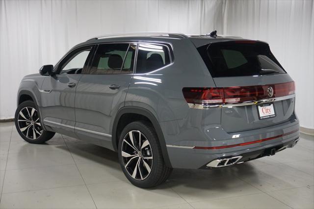 new 2025 Volkswagen Atlas car, priced at $52,175