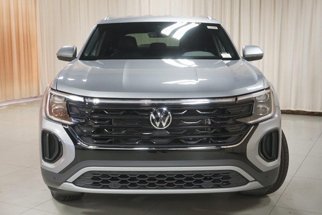 new 2024 Volkswagen Atlas Cross Sport car, priced at $41,246