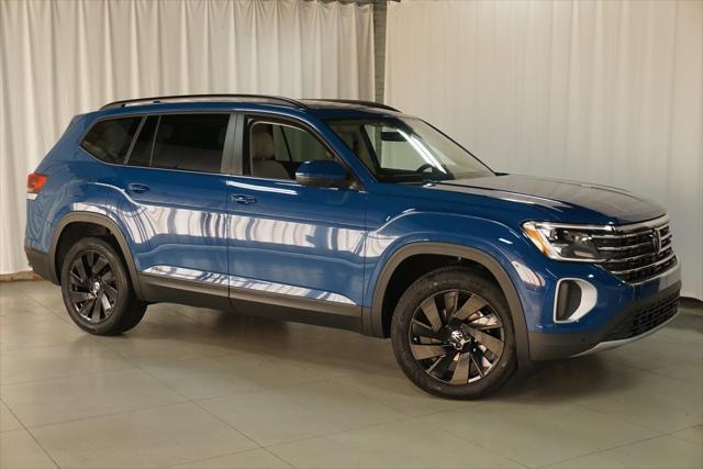 new 2025 Volkswagen Atlas car, priced at $45,073