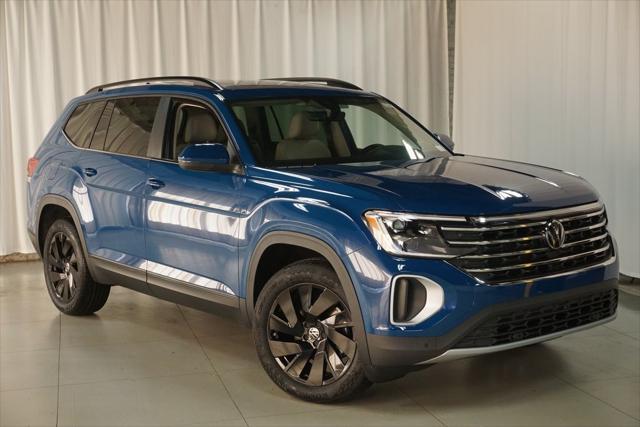 new 2025 Volkswagen Atlas car, priced at $45,073