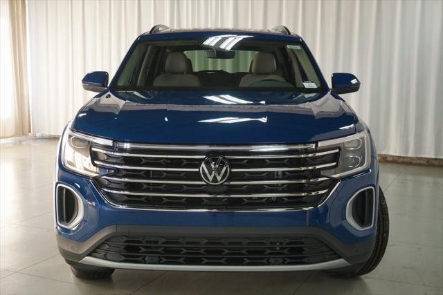 new 2025 Volkswagen Atlas car, priced at $45,073