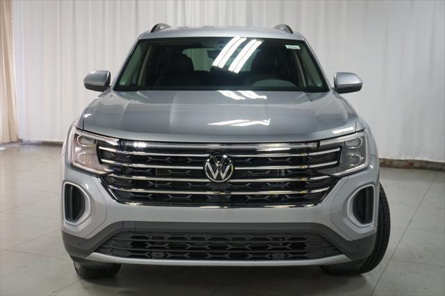 new 2025 Volkswagen Atlas car, priced at $42,931