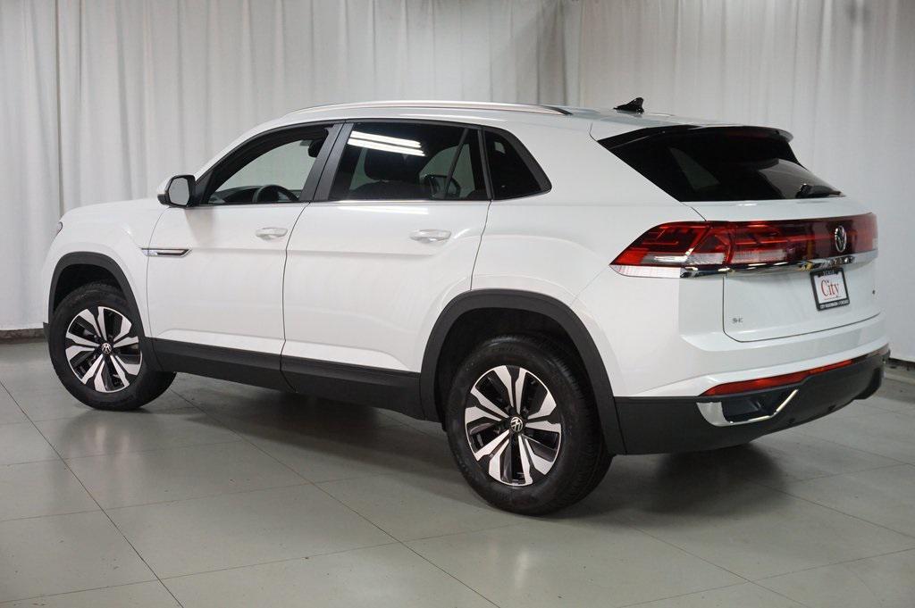 new 2026 Volkswagen Atlas Cross Sport car, priced at $43,256