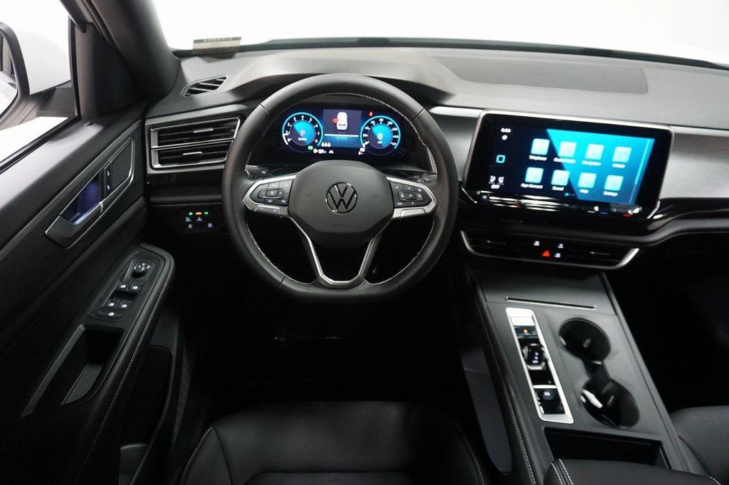 new 2026 Volkswagen Atlas Cross Sport car, priced at $43,256