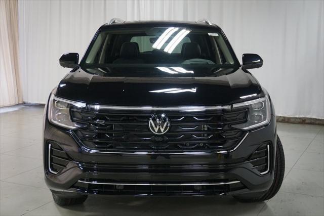 new 2025 Volkswagen Atlas car, priced at $51,995