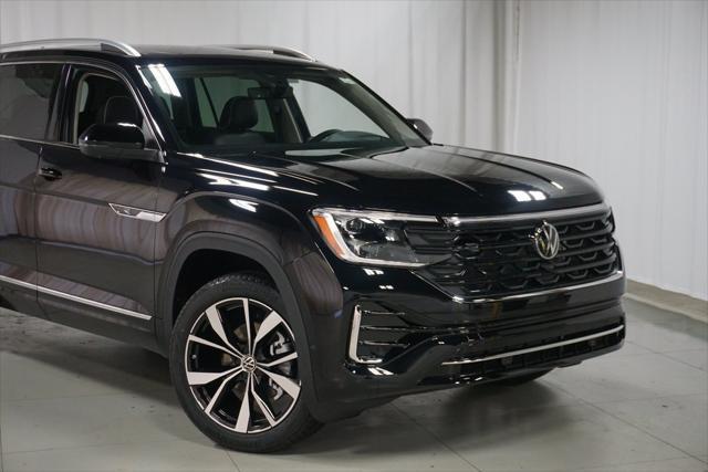 new 2025 Volkswagen Atlas car, priced at $51,995