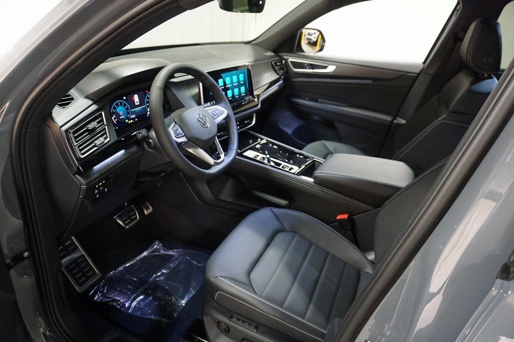 new 2026 Volkswagen Atlas Cross Sport car, priced at $53,826