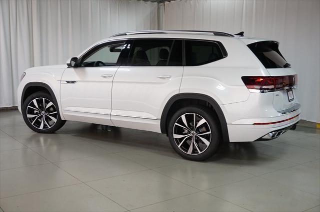 new 2025 Volkswagen Atlas car, priced at $51,446