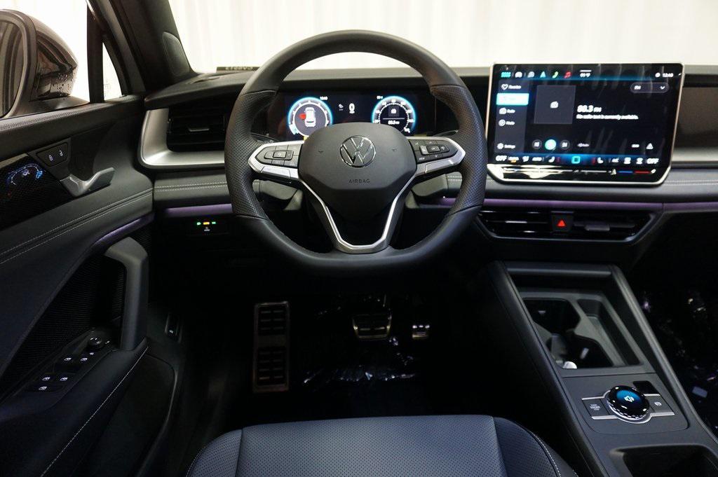 new 2025 Volkswagen Tiguan car, priced at $38,370