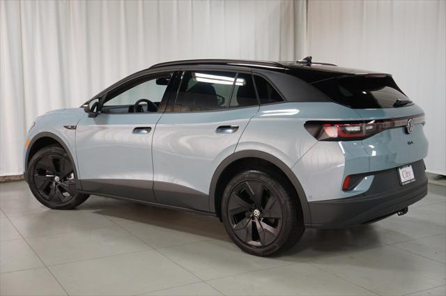 new 2025 Volkswagen ID.4 car, priced at $53,126