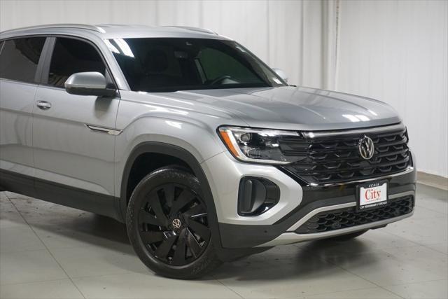 used 2024 Volkswagen Atlas Cross Sport car, priced at $35,000