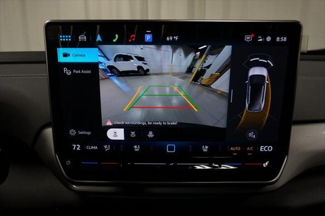 new 2025 Volkswagen ID.4 car, priced at $46,530
