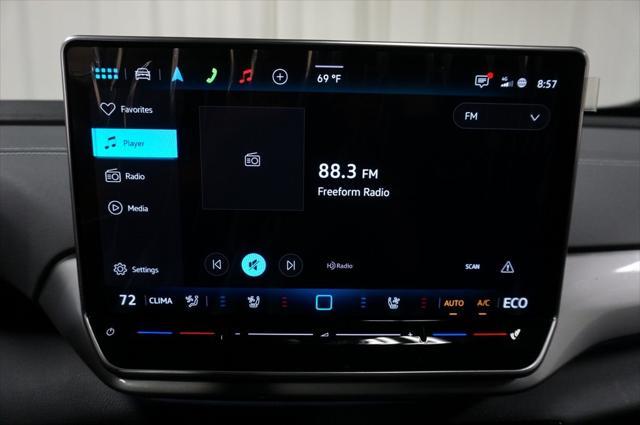 new 2025 Volkswagen ID.4 car, priced at $46,530
