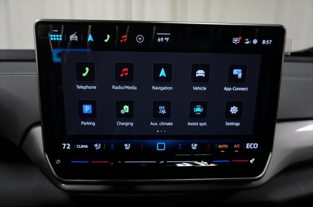 new 2025 Volkswagen ID.4 car, priced at $46,530