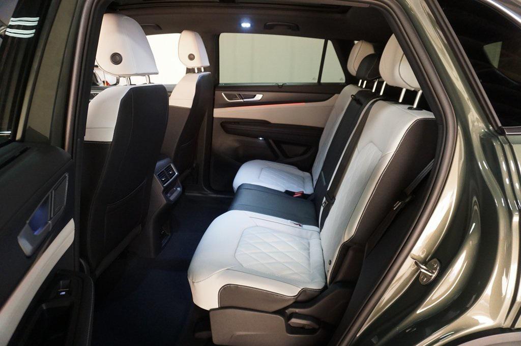 new 2026 Volkswagen Atlas Cross Sport car, priced at $53,469