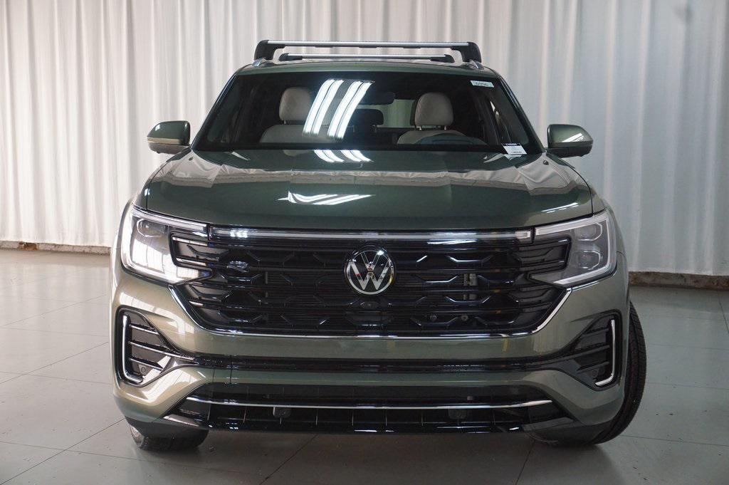 new 2026 Volkswagen Atlas Cross Sport car, priced at $53,469