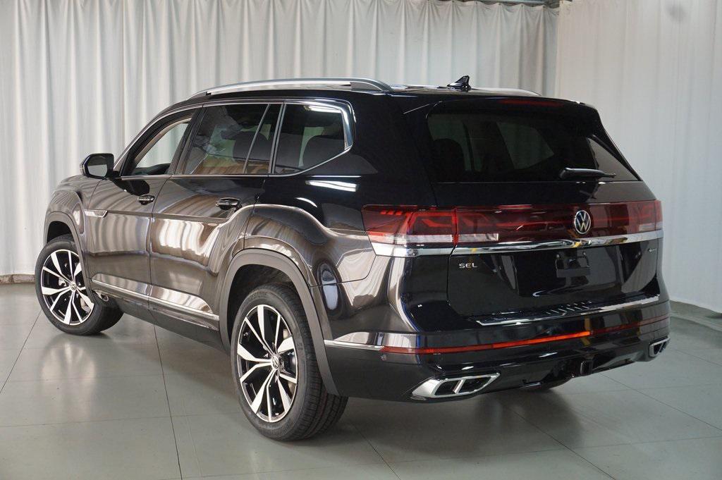 new 2026 Volkswagen Atlas car, priced at $53,681