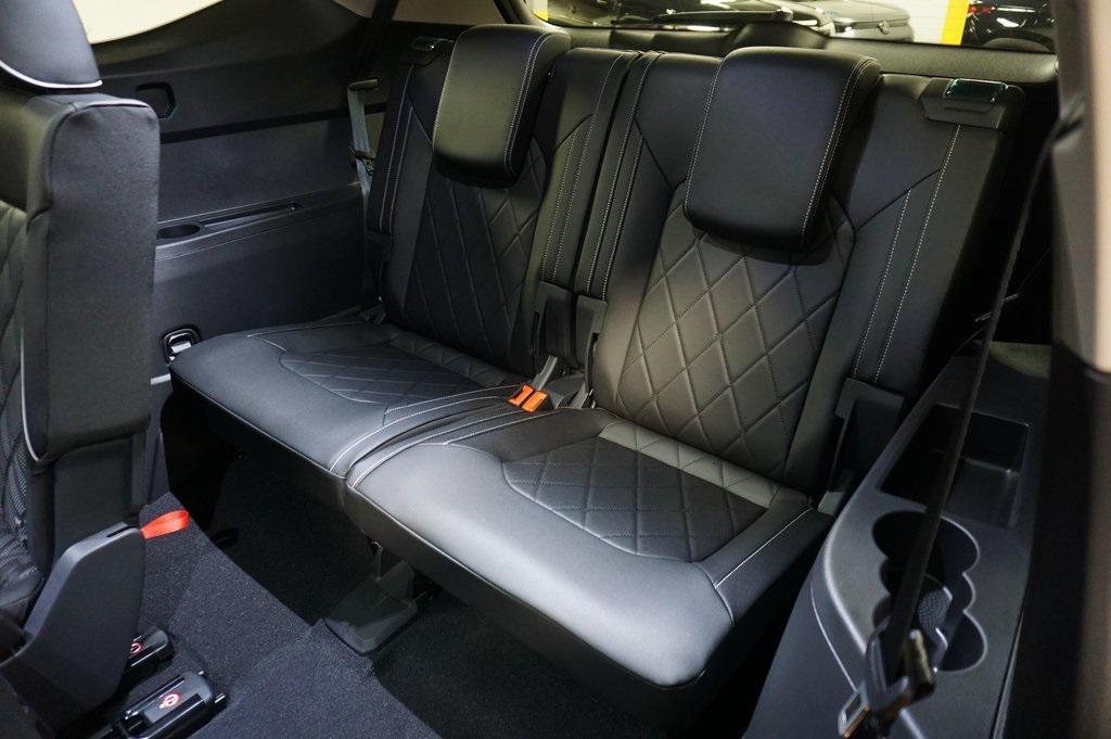 new 2026 Volkswagen Atlas car, priced at $53,681