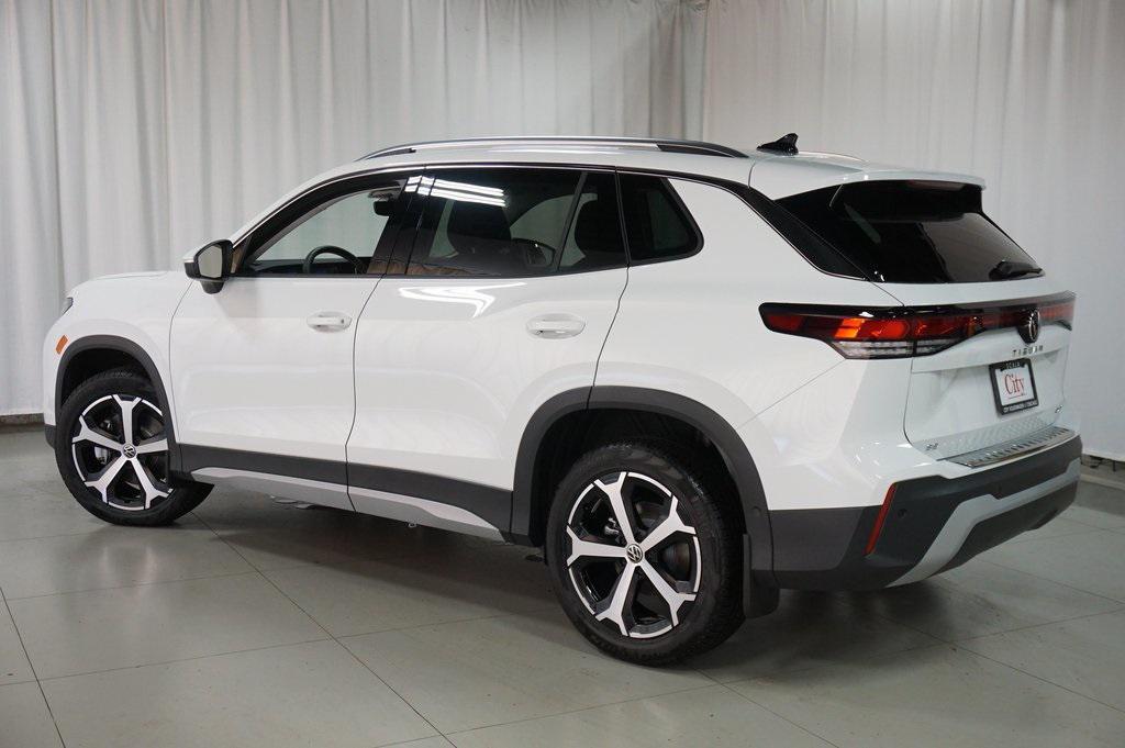 new 2025 Volkswagen Tiguan car, priced at $35,270