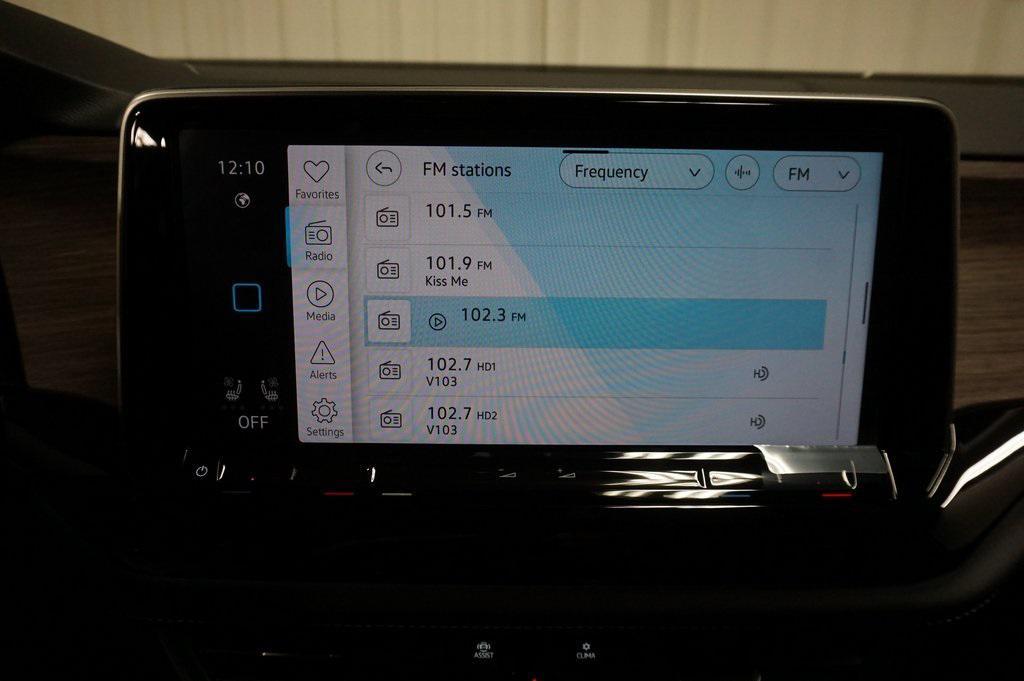 new 2025 Volkswagen Atlas car, priced at $44,607