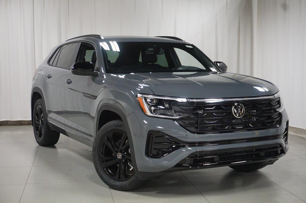 new 2026 Volkswagen Atlas Cross Sport car, priced at $51,237