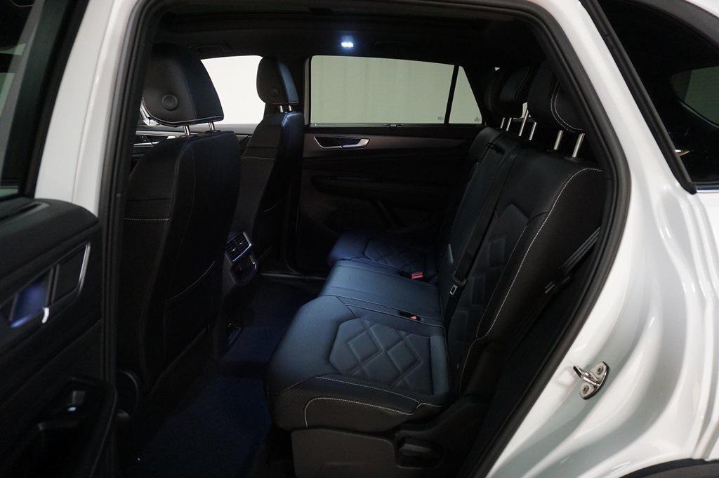 new 2026 Volkswagen Atlas Cross Sport car, priced at $46,331