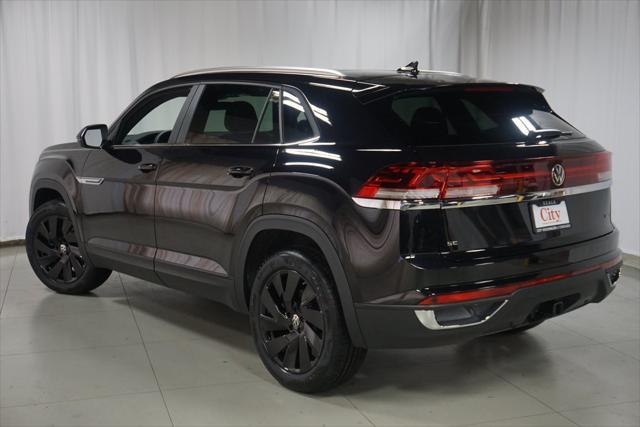 new 2025 Volkswagen Atlas Cross Sport car, priced at $44,103